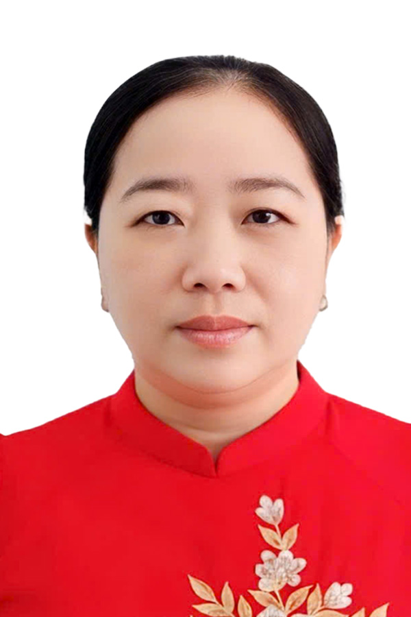 Nguyễn Ánh Thư3.jpg