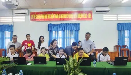z7592167831935_81c5a81187fbc7f2a99a67b09b9e86ef_5_11zon.webp