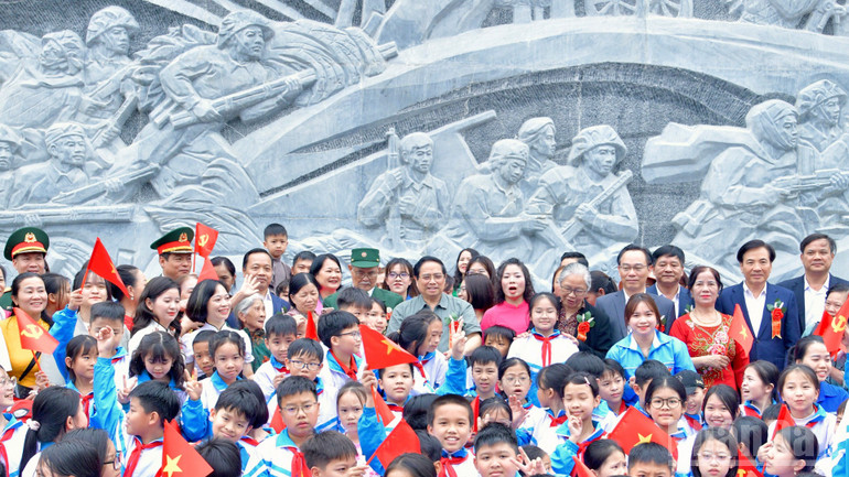 thu_tuong4_20260308163056.jpg