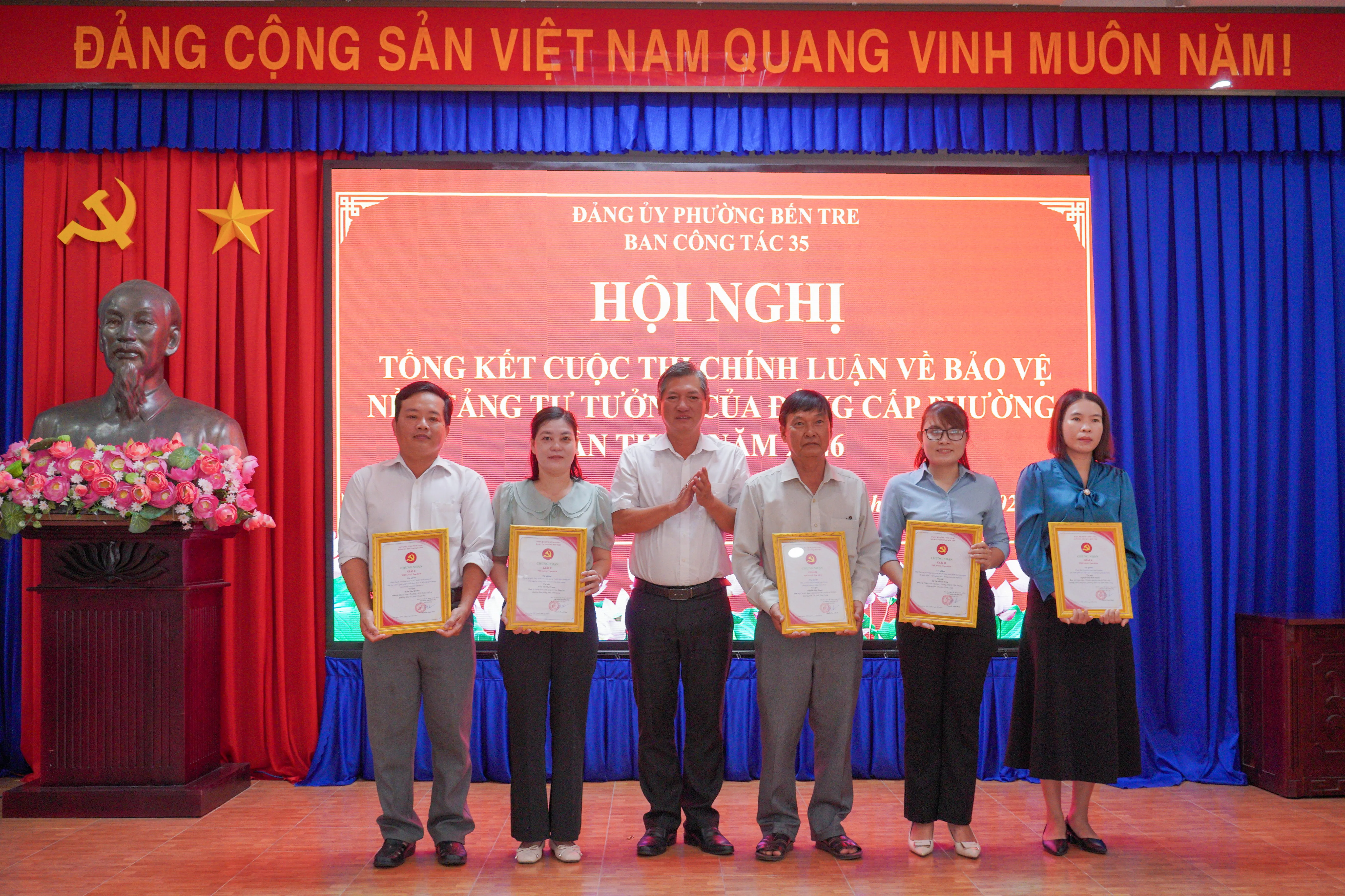 Ban Công tác 35 Đảng ủy phường Bến Tre tổ chức lễ Tổng kết Cuộc thi chính luận về bảo vệ nền tảng tư tưởng của Đảng, lần thứ I năm 2026